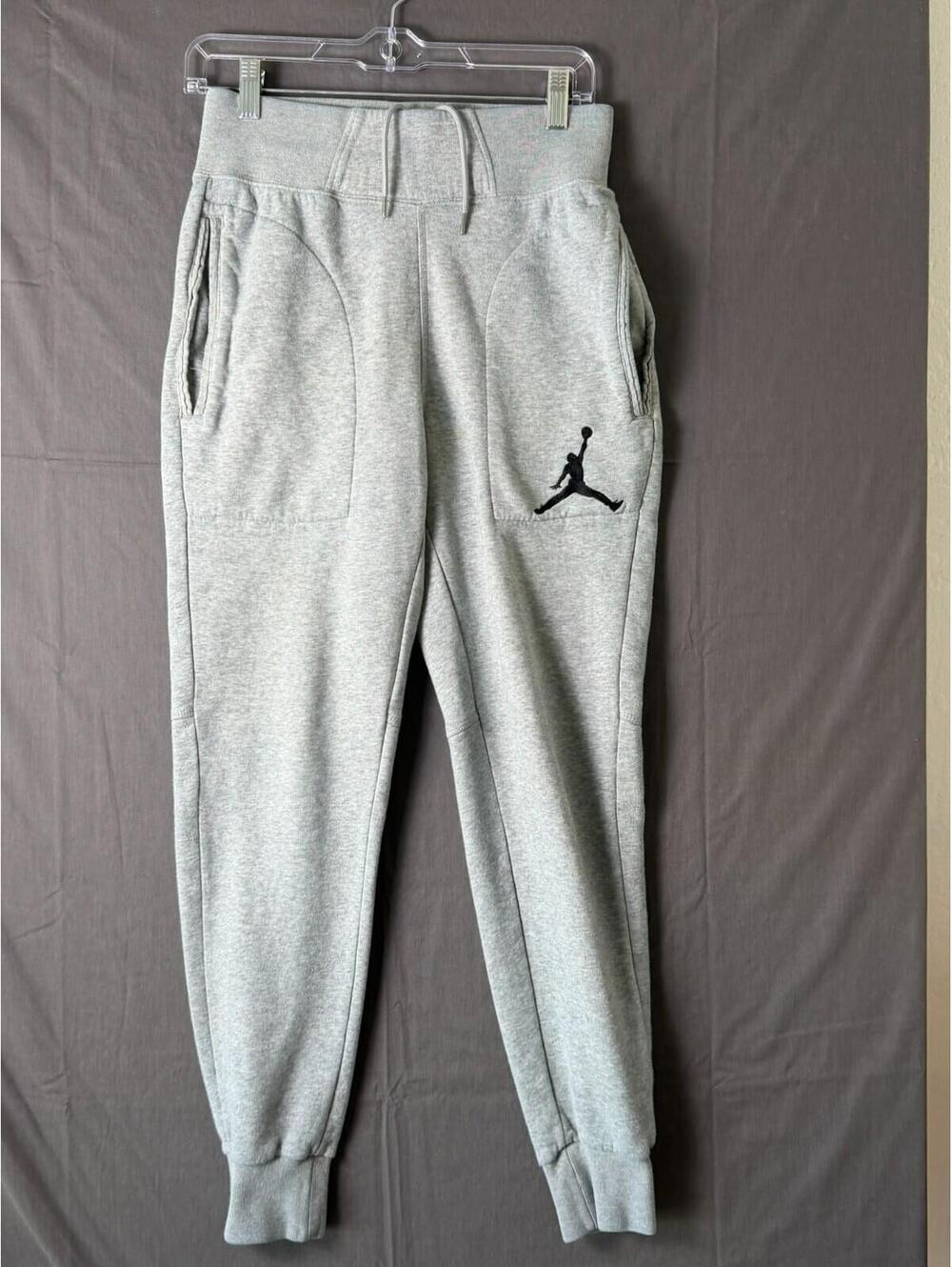 Nike Air Jordan Flight Fleece Womens Size S Gray Sweatpants Joggers High Rise